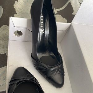 New Black Leather 4-inch Aldo Pumps